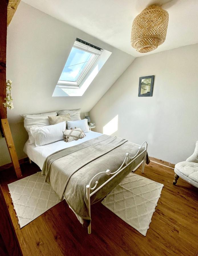 Maison Collinee Rostrenen Extérieur photo
